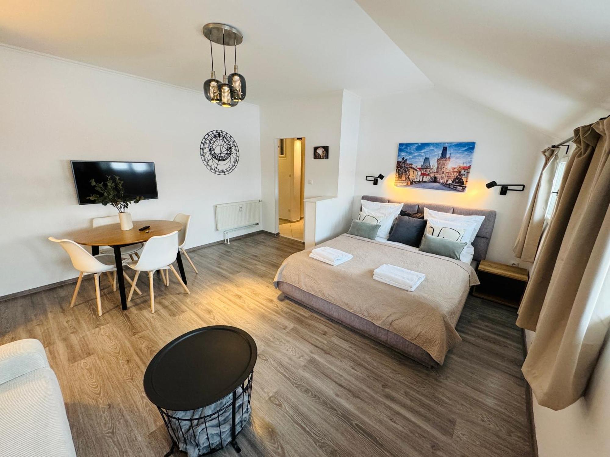 Beautiful Apartment Dlouha Прага Экстерьер фото